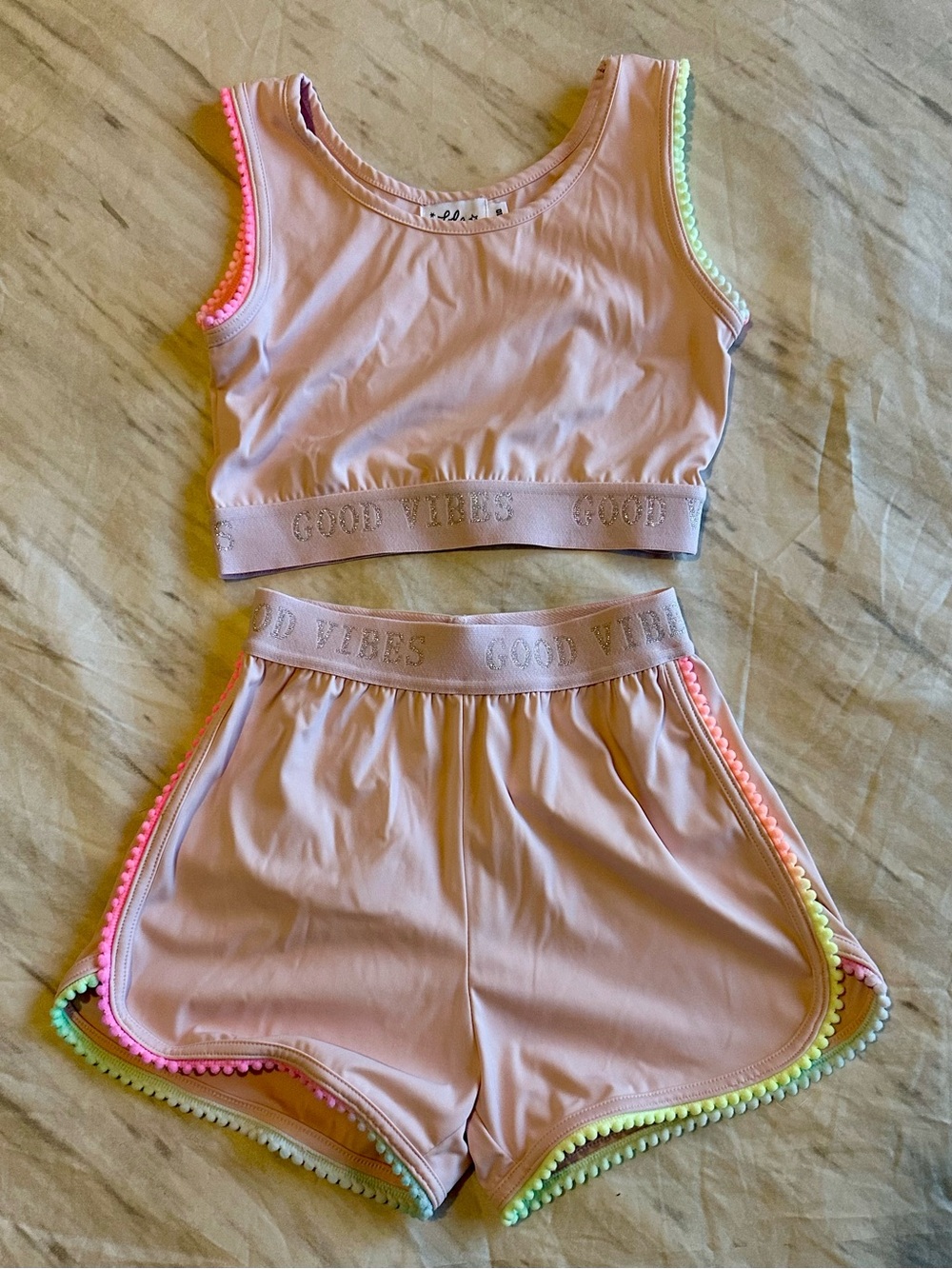 Lola + The Boys Good Vibes Pom Pom 2 Piece Athletic Set Girls Size 10 EUC